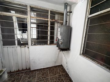 CASA EN VENTA 1 PISO 