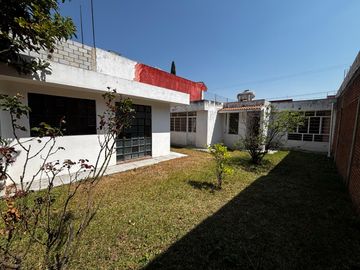 CASA EN VENTA 1 PISO 