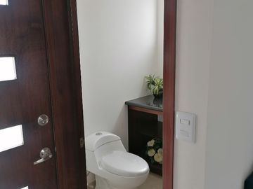 Casa en venta en Ribera del Río, San Juan del Río, Querétaro.