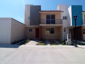 Casas en Venta Fraccionamiento Chabacanos, San Juan del Río, Querétaro.