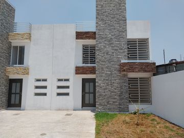 Casa en Venta Fraccionamiento La Esfera, San Juan del Río, Querétaro.