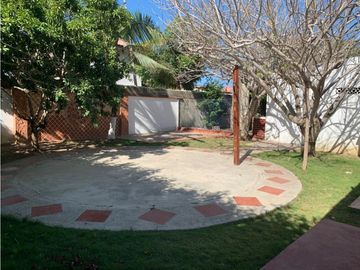 Espectacular Casa Campestre cerca al mar - Santa Verónica