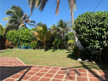 Espectacular Casa Campestre cerca al mar - Santa Verónica