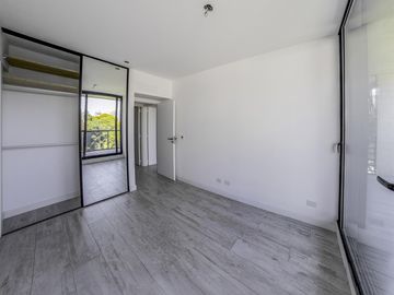 Departamento a estrenar de 1 ambiente con vistas increíbles al verde!