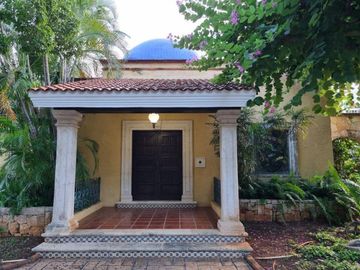 Casa en venta al norte de Mérida dentro de privada en San Ramon nrt
