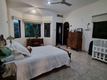 Casa en venta al norte de Mérida dentro de privada en San Ramon nrt