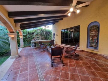Casa en venta al norte de Mérida dentro de privada en San Ramon nrt