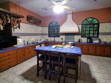 Casa en venta al norte de Mérida dentro de privada en San Ramon nrt