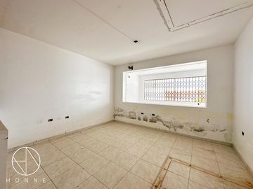 CASA EN LA MOLINA PARA REMODELAR