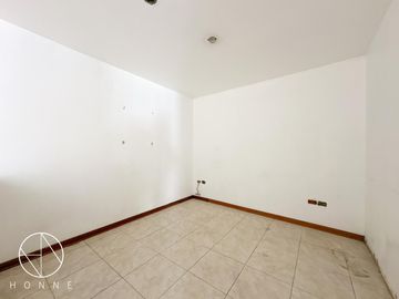 CASA EN LA MOLINA PARA REMODELAR
