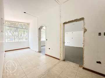 CASA EN LA MOLINA PARA REMODELAR