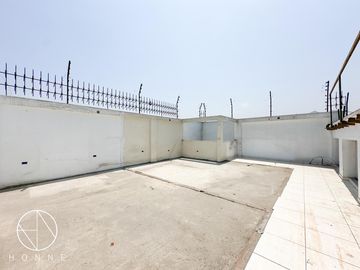 CASA EN LA MOLINA PARA REMODELAR
