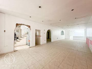 CASA EN LA MOLINA PARA REMODELAR