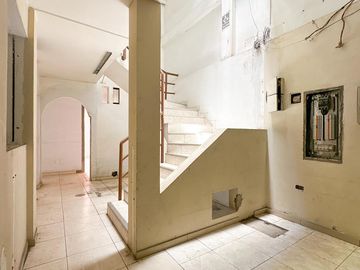 CASA EN LA MOLINA PARA REMODELAR