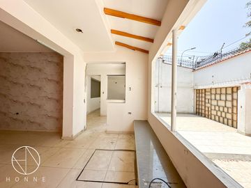 CASA EN LA MOLINA PARA REMODELAR