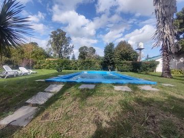 169 e/ 41 y 42, La Plata - Casa en VENTA