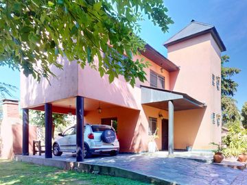 169 e/ 41 y 42, La Plata - Casa en VENTA