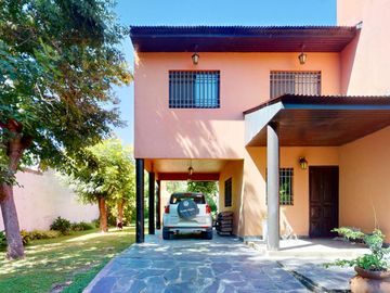 169 e/ 41 y 42, La Plata - Casa en VENTA