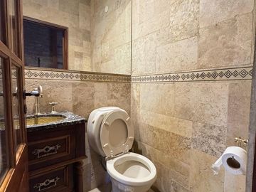 Casa en Venta de 4 Dormitorios con Pileta - Talar de Mendiolaza