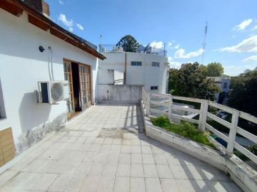 Casa en  Villa Devoto