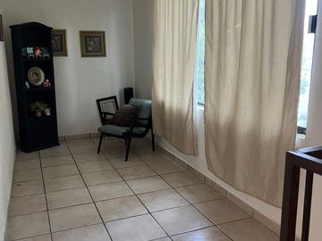 Casa con gran terreno en Venta, Col. Coahuila Juarez NL