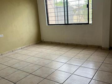 Casa con gran terreno en Venta, Col. Coahuila Juarez NL