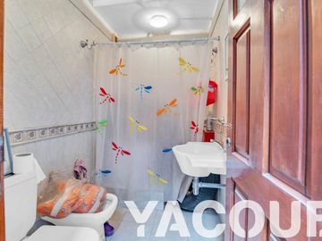 Casa en PH - 6 Dormitorios 5 Baños - 403,62Mts2 - Boedo
