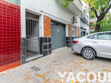 Casa en PH - 6 Dormitorios 5 Baños - 403,62Mts2 - Boedo