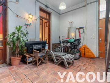 Casa en PH - 6 Dormitorios 5 Baños - 403,62Mts2 - Boedo