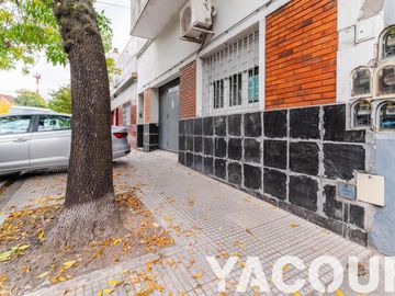 Casa en PH - 6 Dormitorios 5 Baños - 403,62Mts2 - Boedo