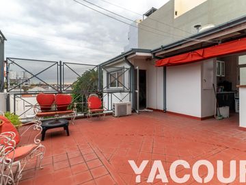 Casa en PH - 6 Dormitorios 5 Baños - 403,62Mts2 - Boedo