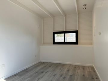 Casa en  Venta en City Bell a Estrenar de Dos dormitorios con Parque