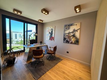 Casa 6 Amb a Estrenar en Venta, Lote Al Lago en Barrio Marinas. Puertos del Lago