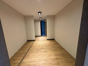 Casa 6 Amb a Estrenar en Venta, Lote Al Lago en Barrio Marinas. Puertos del Lago