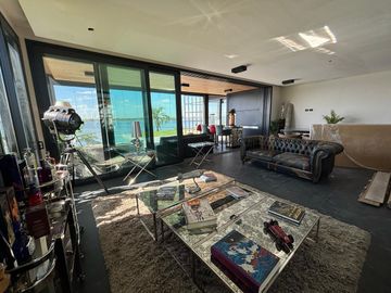 Casa 6 Amb a Estrenar en Venta, Lote Al Lago en Barrio Marinas. Puertos del Lago