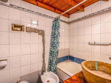 PH - VENTA - 4 AMBIENTES - PATIO - TERRAZA - ALMAGRO