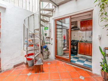 PH - VENTA - 4 AMBIENTES - PATIO - TERRAZA - ALMAGRO