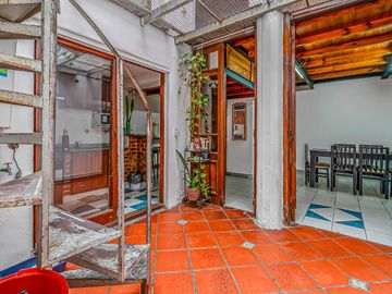 PH - VENTA - 4 AMBIENTES - PATIO - TERRAZA - ALMAGRO