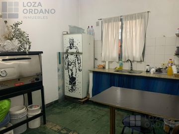 CASA A RECICLAR O DEMOLER EN VENTA