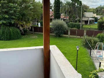 Quinta en  venta en barrio Brigadier López. Apta crédito.
