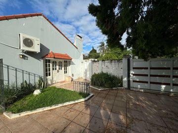Quinta en  venta en barrio Brigadier López. Apta crédito.