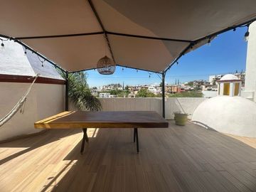 CASA EN VENTA EN CONTRY SOL 4TO SECTOR