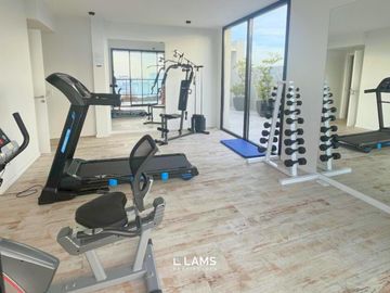 Venta - Departamento 2 ambientes con cochera - Zona Guemes