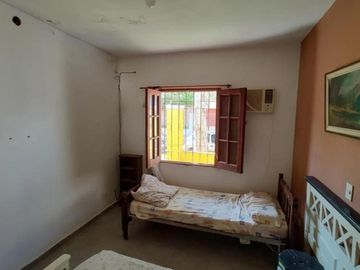 Casa en venta - 2 Dormitorios 2 Baños - 250Mts2 - Córdoba
