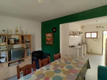 Casa en venta - 2 Dormitorios 2 Baños - 250Mts2 - Córdoba