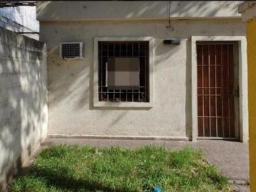 Casa en venta - 2 Dormitorios 2 Baños - 250Mts2 - Córdoba
