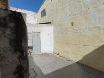 Casa en venta - 2 Dormitorios 2 Baños - 250Mts2 - Córdoba