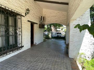 Casa en Funes