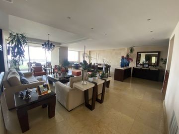 DEPARTAMENTO EN VENTA EN BOSQUES DE LAS LOMAS BOSQUE  ALTO