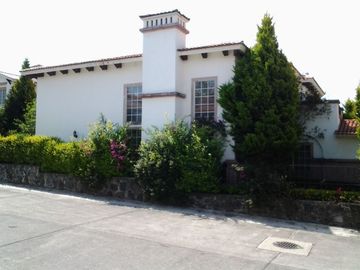 Venta de casa en Los Robles, Lerma Estado de México.